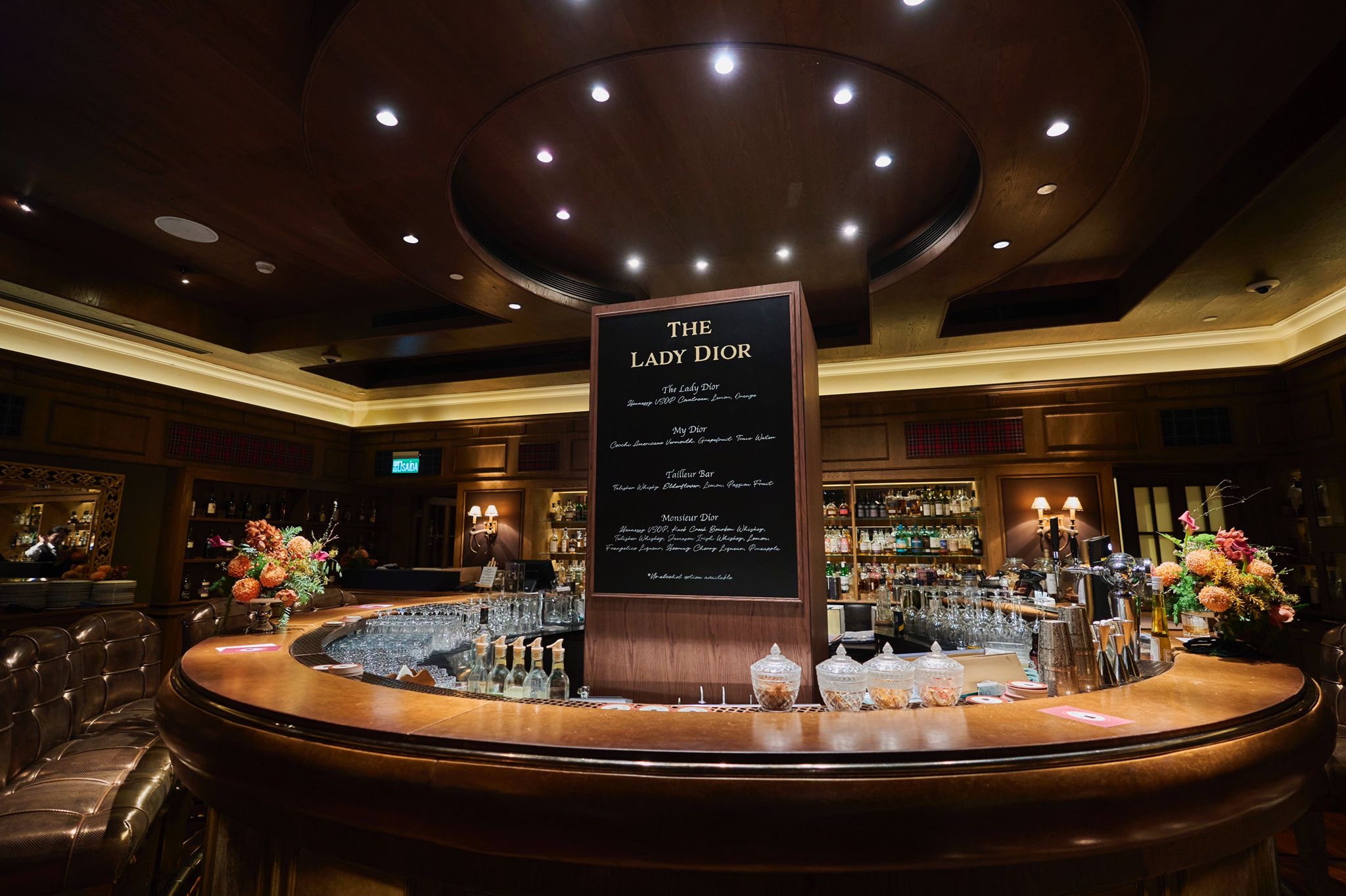 Galaxy Macau is honored to have the Asia Pacifics first and only The Lady Dior Pub in Macau.